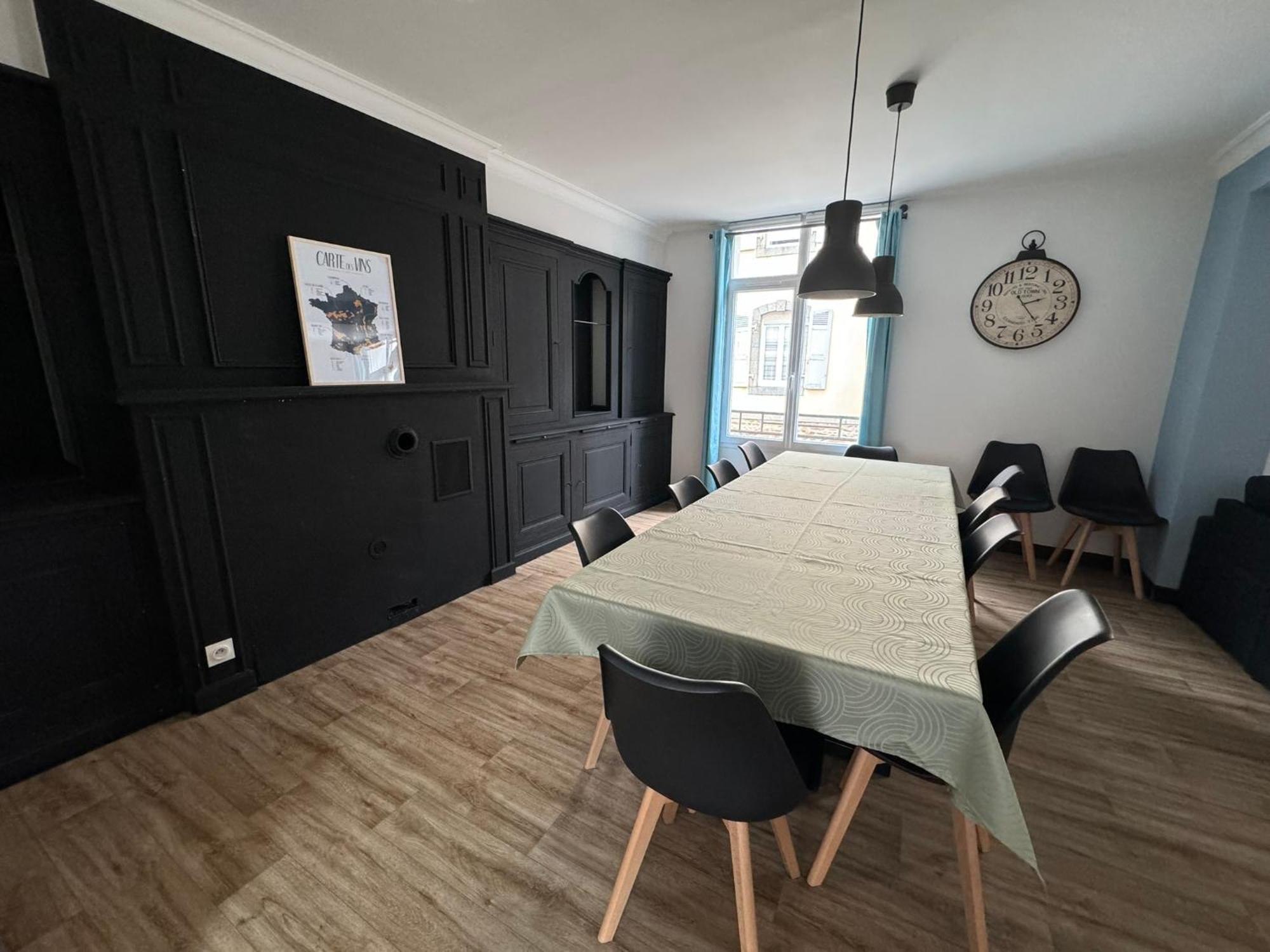 Appartement En Centre-Ville - Local Velos Disponible Mayenne Ngoại thất bức ảnh