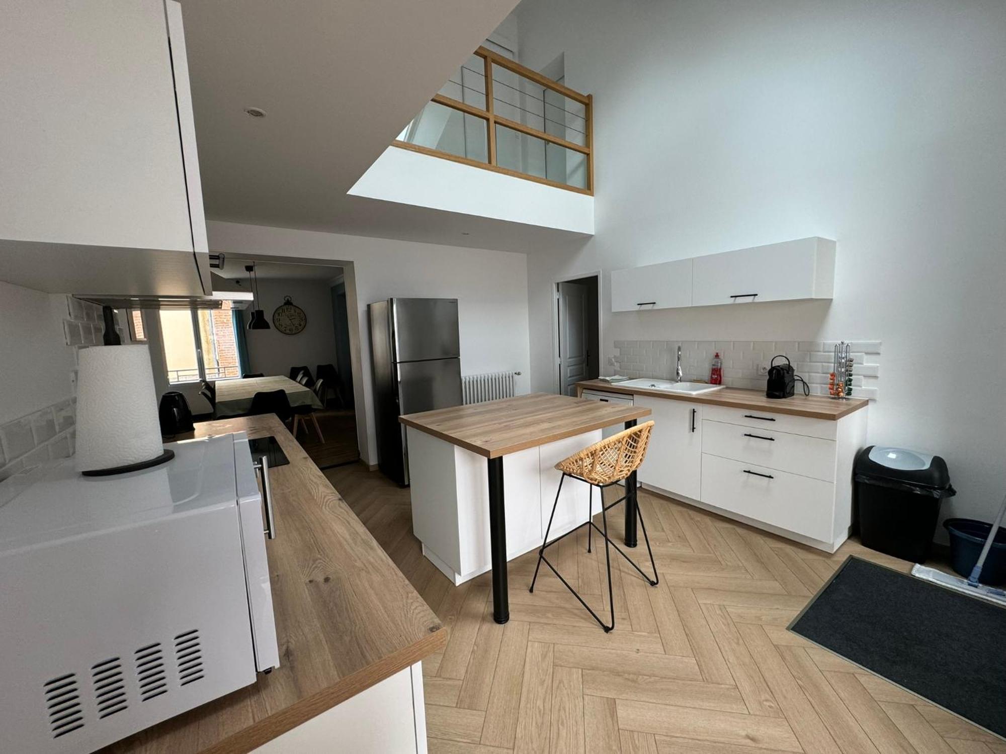 Appartement En Centre-Ville - Local Velos Disponible Mayenne Ngoại thất bức ảnh
