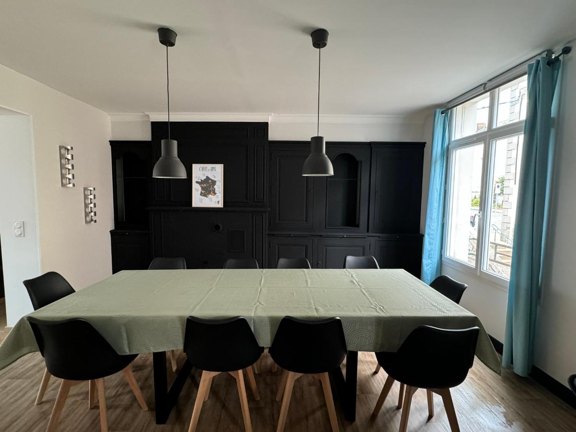 Appartement En Centre-Ville - Local Velos Disponible Mayenne Ngoại thất bức ảnh